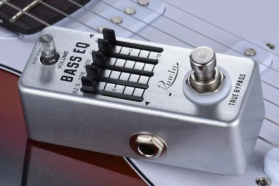 Bass EQ Pedals - 6 Best Equalizer Pedals For Bass Guitar (Review 2020)