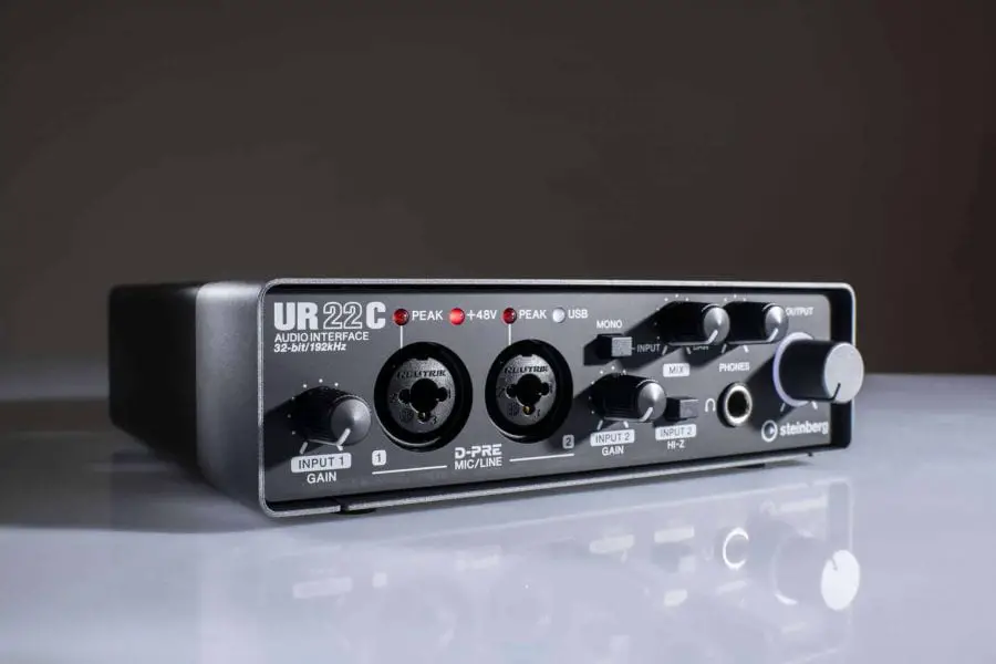 Top 8 Best Audio Interfaces Under $1000 (2019 Review) | Sustain Punch