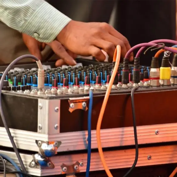 how to connect mixer to audio interface