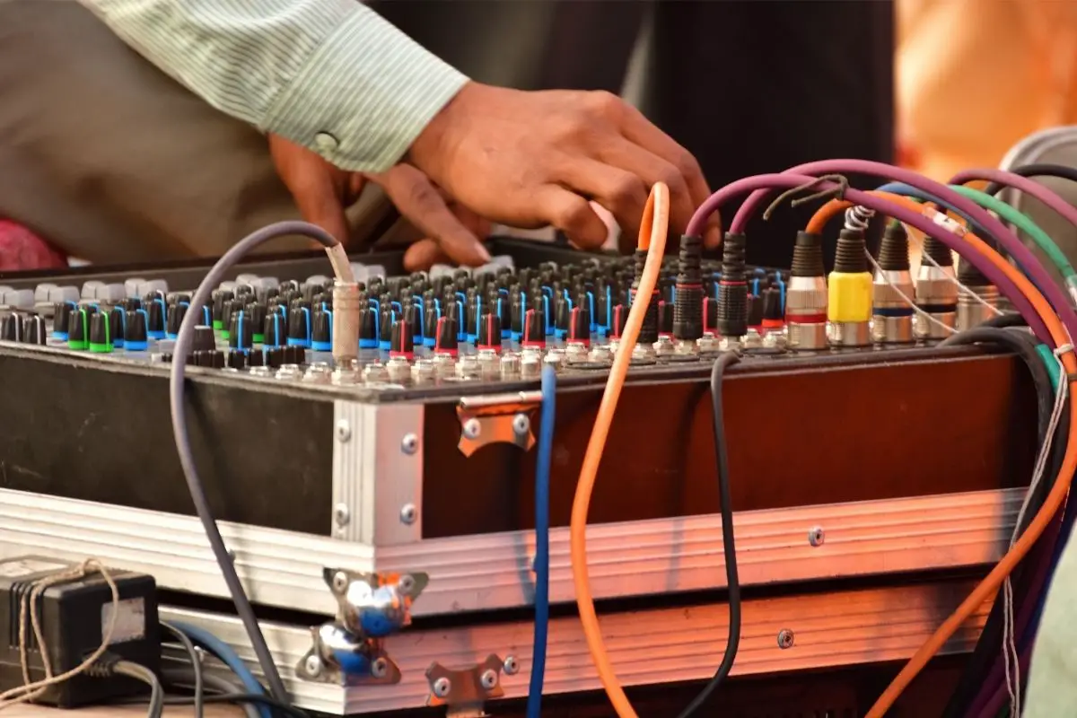 iPhone Audio Interfaces 7 Best Audio Interfaces for iPhone (2021 Review)