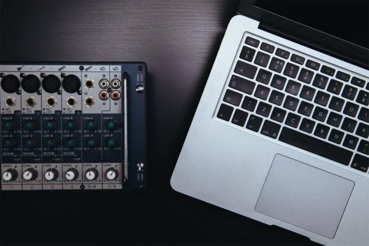 How to Connect Audio Interface to MacBook Pro